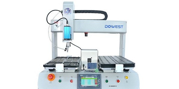 使用半自動(dòng)鎖螺絲機(jī)需要注意安全嗎？-堅(jiān)豐股份