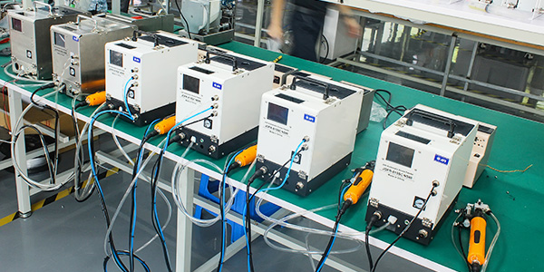 全自動鎖螺絲機(jī)廠家哪家好，選堅(jiān)豐電子